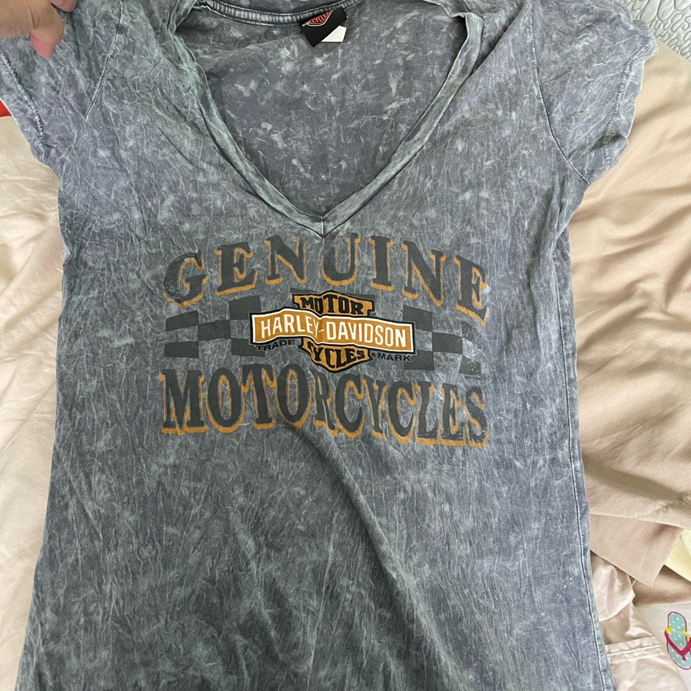 Harley Davison HD V-neck shirt.